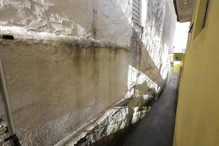 Casa à venda com 300m², 3 quartos e 2 vagasCorredor