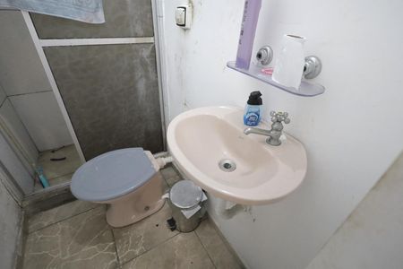 Casa à venda com 300m², 3 quartos e 2 vagasBanheiro 3