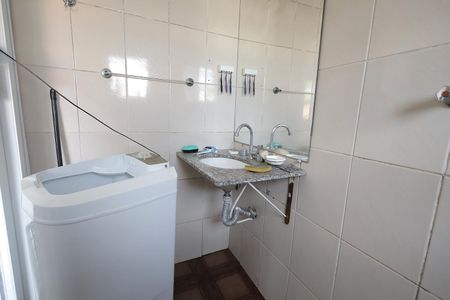 Casa à venda com 300m², 3 quartos e 2 vagasBanheiro