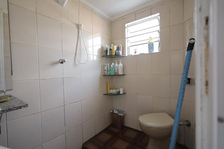 Casa à venda com 300m², 3 quartos e 2 vagasBanheiro