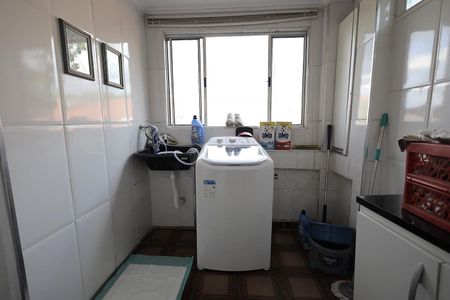 Casa à venda com 300m², 3 quartos e 2 vagasÁrea de Serviço