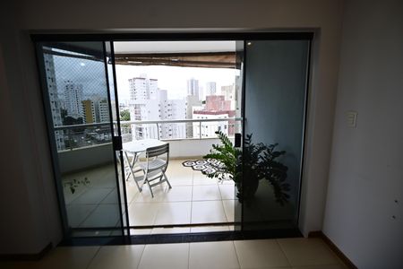Apartamento para alugar com 3 quartos, 120m² em Setor Bela Vista, Goiânia