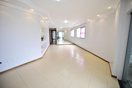 Apartamento para alugar com 3 quartos, 120m² em Setor Bela Vista, Goiânia