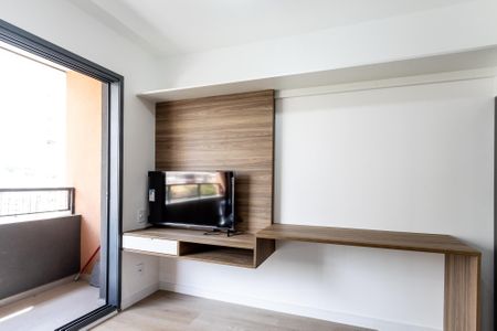 Sala de kitnet/studio para alugar com 1 quarto, 26m² em Perdizes, São Paulo