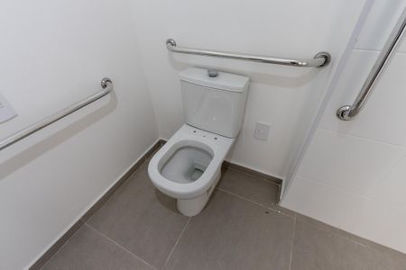 Studio para alugar com 26m², 1 quarto e sem vaga Studio para alugar com 26m², 1 quarto e sem vagaBanheiro