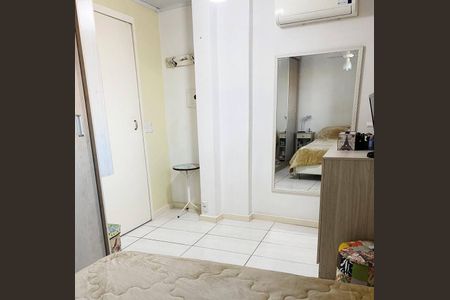 Apartamento à venda com 2 quartos, 86m² em Azenha, Porto Alegre