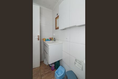 Banheiro da Suíte de apartamento para alugar com 1 quarto, 46m² em Jardim do Salso, Porto Alegre