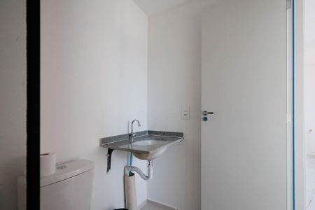 Apartamento para alugar com 36m², 2 quartos e sem vagaBanheiro