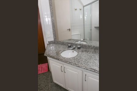 Apartamento para alugar com 102m², 3 quartos e 2 vagasBanheiro Social