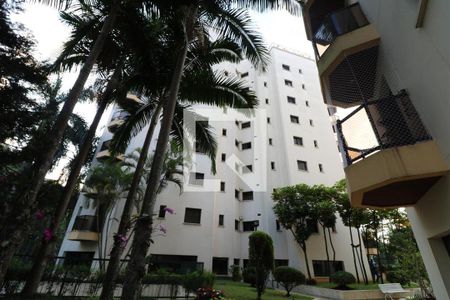 Apartamento para alugar com 102m², 3 quartos e 2 vagasFachada