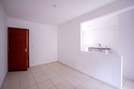 Sala de apartamento para alugar com 2 quartos, 54m² em Jardim Nova República, São Gonçalo