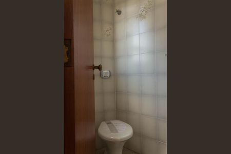 Apartamento para alugar com 156m², 4 quartos e 2 vagasBanheiro de Serviço