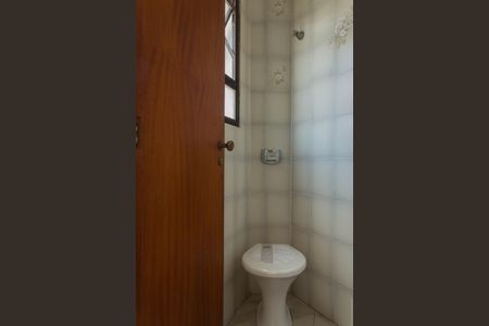 Apartamento para alugar com 156m², 4 quartos e 2 vagasBanheiro de Serviço