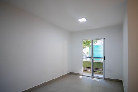 Sala de apartamento para alugar com 2 quartos, 51m² em Vila Suzana, São Paulo