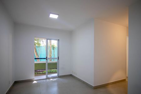 Sala de apartamento para alugar com 2 quartos, 51m² em Vila Suzana, São Paulo