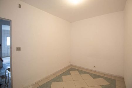 Quarto de casa para alugar com 1 quarto, 50m² em Jardim Denise, São Paulo