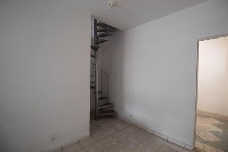Sala  de casa para alugar com 1 quarto, 50m² em Jardim Denise, São Paulo