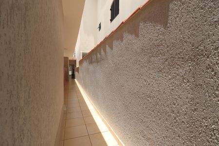 Casa à venda com 112m², 2 quartos e 2 vagasCorredor