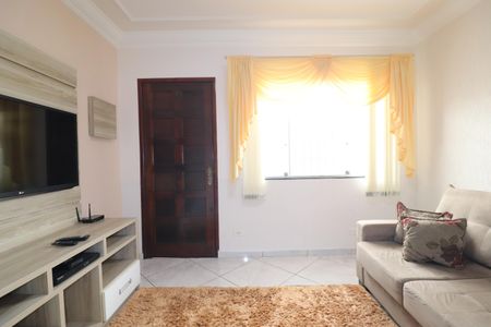 Casa à venda com 112m², 2 quartos e 2 vagasSala