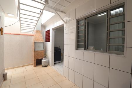 Casa à venda com 112m², 2 quartos e 2 vagasÁrea gourmet