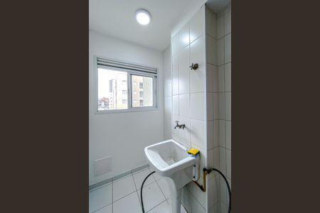 Studio para alugar com 33m², 1 quarto e sem vaga Studio para alugar com 33m², 1 quarto e sem vagaÁrea de Serviço