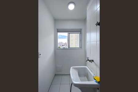 Studio para alugar com 33m², 1 quarto e sem vaga Studio para alugar com 33m², 1 quarto e sem vagaÁrea de Serviço