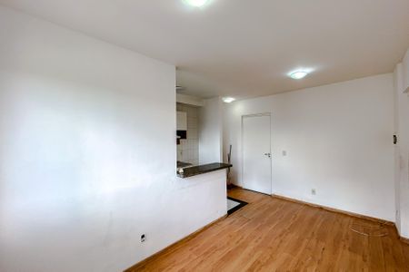 Studio para alugar com 33m², 1 quarto e sem vaga Studio para alugar com 33m², 1 quarto e sem vagaSala