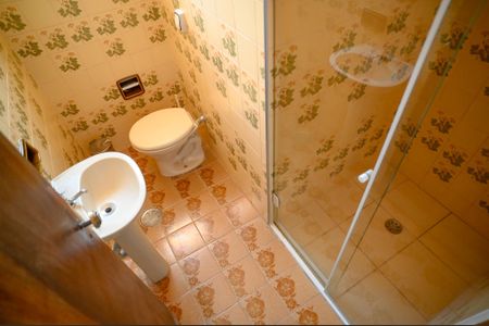 Casa para alugar com 250m², 3 quartos e 2 vagasBanheiro Quarto 1 - Suite