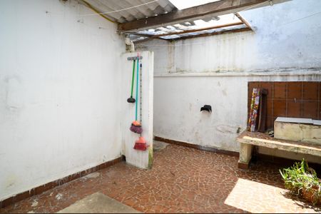 Casa para alugar com 250m², 3 quartos e 2 vagasQuintal