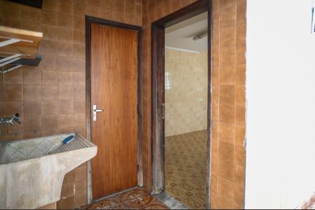 Casa para alugar com 250m², 3 quartos e 2 vagasÁrea de Serviço