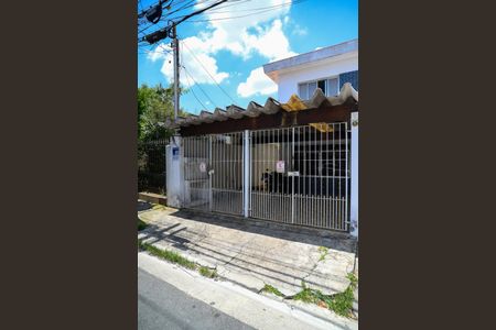 Casa para alugar com 250m², 3 quartos e 2 vagasFachada