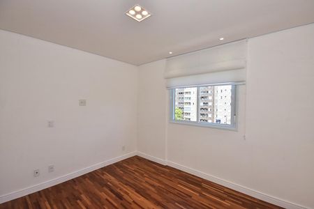 Apartamento para alugar com 80m², 3 quartos e 2 vagasSuíte