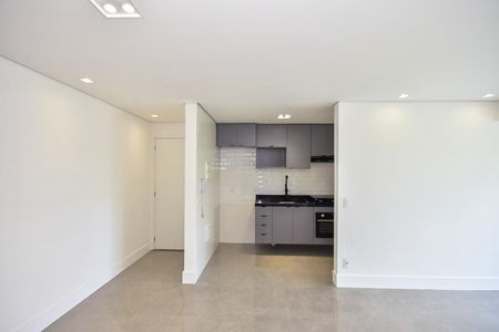 Sala de apartamento para alugar com 3 quartos, 80m² em Parque Assuncao, Taboão da Serra