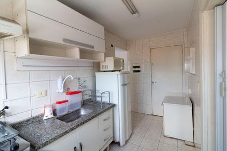 Apartamento para alugar com 74m², 2 quartos e sem vaga Apartamento para alugar com 74m², 2 quartos e sem vagaCozinha