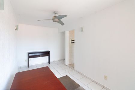 Sala de apartamento para alugar com 2 quartos, 74m² em Jaguaré, São Paulo