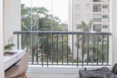 Apartamento à venda com 2 quartos, 48m² em Vila Anastácio, São Paulo