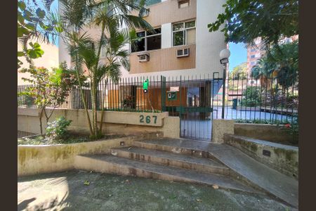 Apartamento à venda com 122m², 4 quartos e 1 vaga Apartamento à venda com 122m², 4 quartos e 1 vagaFachada do Prédio