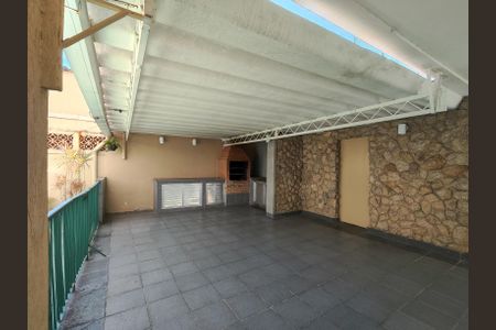 Apartamento à venda com 122m², 4 quartos e 1 vaga Apartamento à venda com 122m², 4 quartos e 1 vagaÁrea comum - Churrasqueira