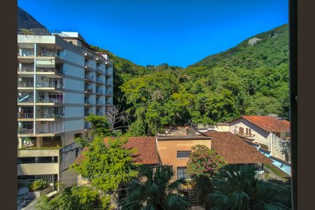 Apartamento à venda com 122m², 4 quartos e 1 vaga Apartamento à venda com 122m², 4 quartos e 1 vagaÁrea de Serviço