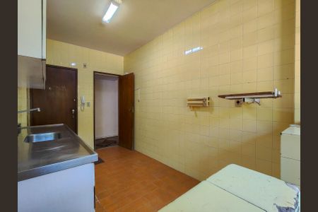 Apartamento à venda com 122m², 4 quartos e 1 vaga Apartamento à venda com 122m², 4 quartos e 1 vagaCozinha