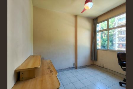 Apartamento à venda com 122m², 4 quartos e 1 vaga Apartamento à venda com 122m², 4 quartos e 1 vagaQuarto 2