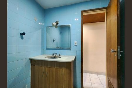 Apartamento à venda com 122m², 4 quartos e 1 vaga Apartamento à venda com 122m², 4 quartos e 1 vagaBanheiro da Suíte