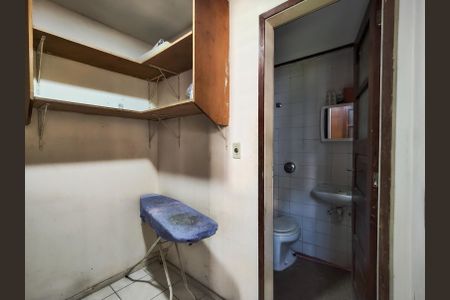 Apartamento à venda com 122m², 4 quartos e 1 vaga Apartamento à venda com 122m², 4 quartos e 1 vagaQuarto de Serviço