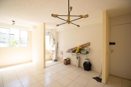 Sala de apartamento à venda com 2 quartos, 43m² em Curicica, Rio de Janeiro