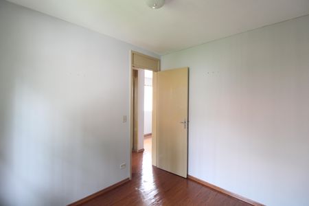 Quarto 1 de apartamento para alugar com 2 quartos, 48m² em Jardim Europa, São Paulo