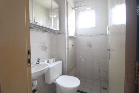 Banheiro de apartamento para alugar com 2 quartos, 48m² em Jardim Europa, São Paulo