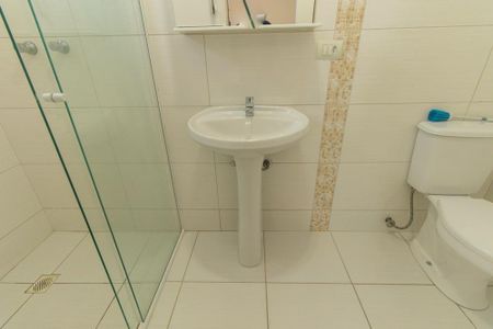 Apartamento para alugar com 79m², 3 quartos e 1 vaga Apartamento para alugar com 79m², 3 quartos e 1 vagaBanheiro da Suíte