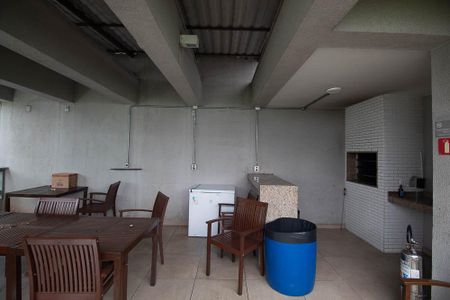 Apartamento para alugar com 64m², 2 quartos e 1 vagaÁrea comum