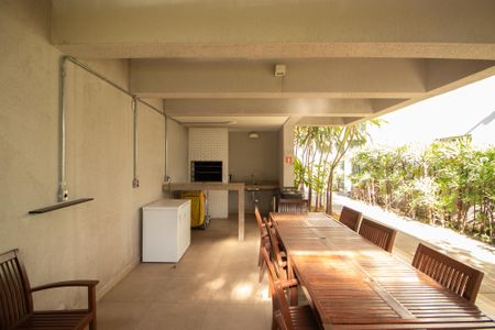 Apartamento para alugar com 64m², 2 quartos e 1 vagaÁrea comum - Churrasqueira