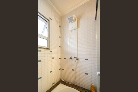 Casa para alugar com 140m², 3 quartos e 2 vagasChuveiro